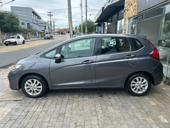 FIT 1.5 LX 16V FLEX 4P AUTOMÁTICO