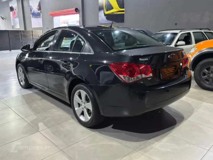 CRUZE 1.8 LT 16V FLEX 4P MANUAL