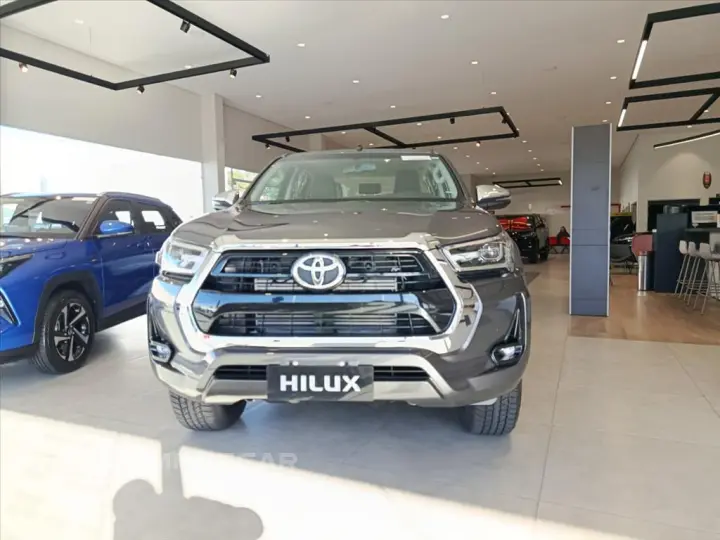 HILUX 2.8 D-4D TURBO DIESEL CD SRV 4X4 AUTOMÁTICO