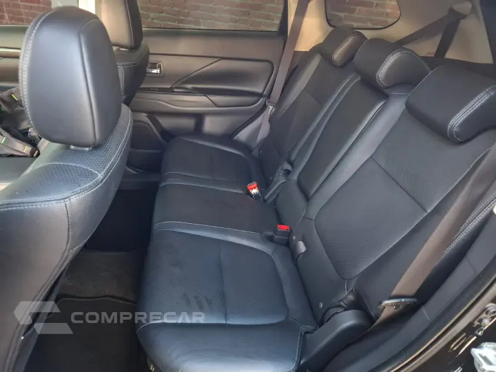 OUTLANDER 3.0 GT 4X4 V6 24V