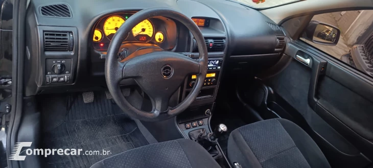 ASTRA 2.0 MPFI Advantage 8V