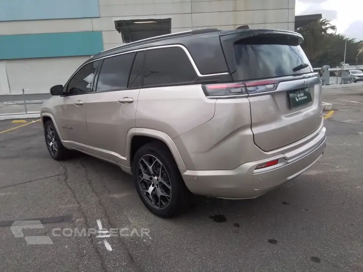 COMMANDER 1.3 T270 TURBO FLEX OVERLAND AT6