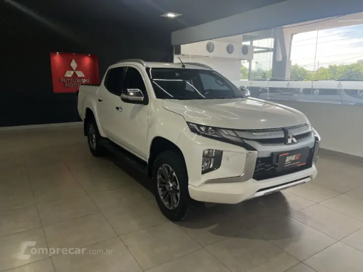 L200 TRITON 2.4 16V Turbo Sport Hpe-s CD 4X4