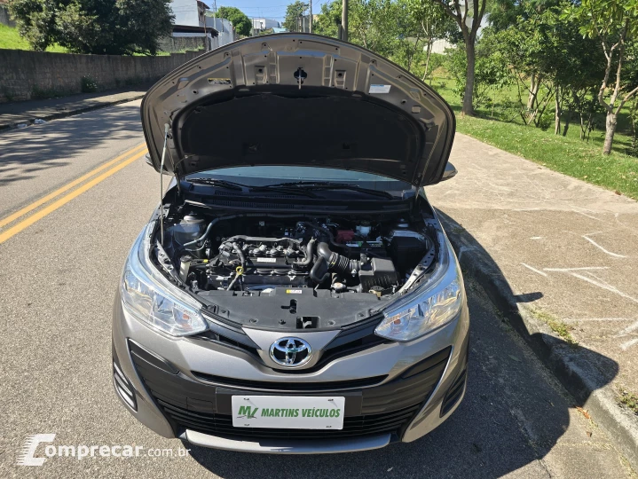 YARIS 1.5 16V Sedan XL Live