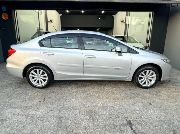 CIVIC 1.8 LXS 16V