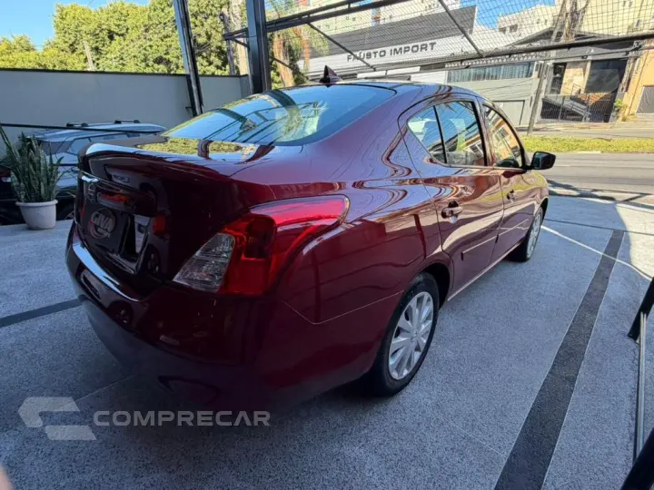 VERSA 1.0 12V FlexStart 4p Mec.
