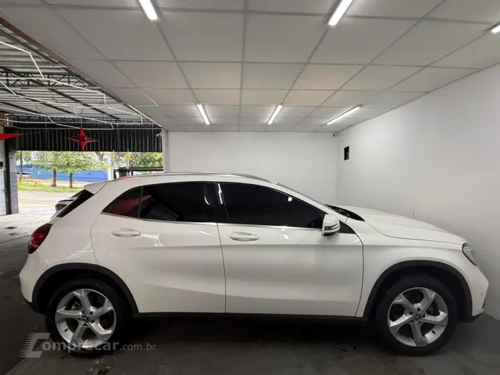 GLA 200 Advance 1.6/1.6 TB 16V Flex Aut.