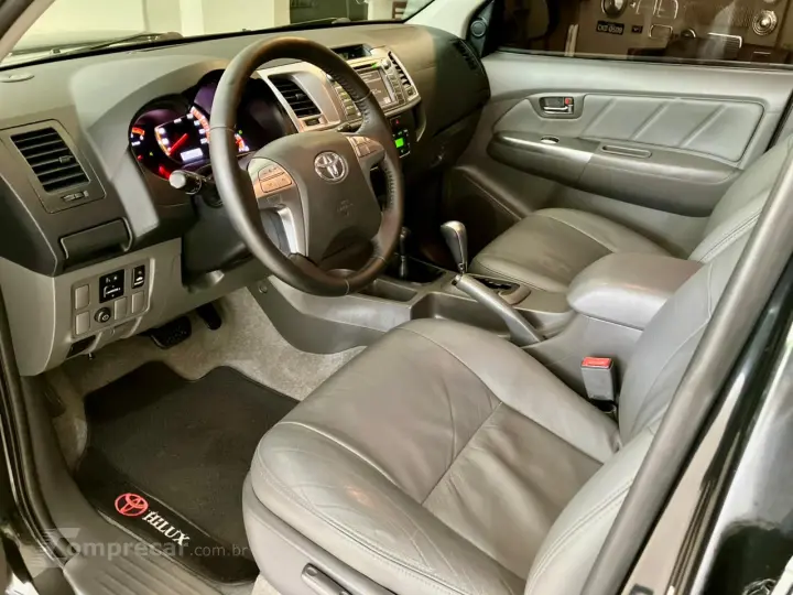 Hilux Caminhonete 3.0 16V 4P 4X4 SRV TURBO DIESEL CABINE DUP