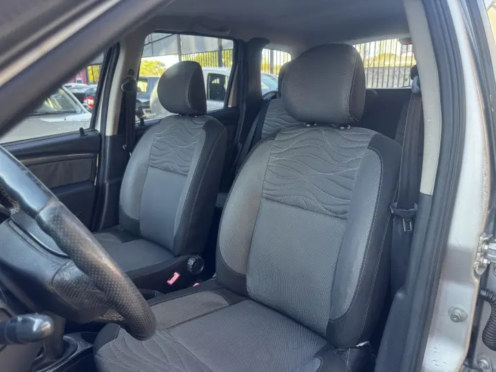 Duster 1.6 16V 4P FLEX DYNAMIQUE