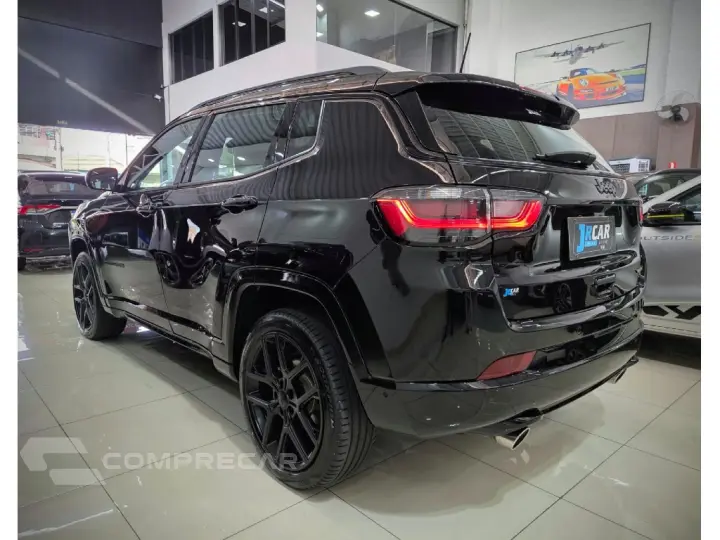 COMPASS 2.0 HURRICANE 4 TURBO GASOLINA BLACKHAWK AT9