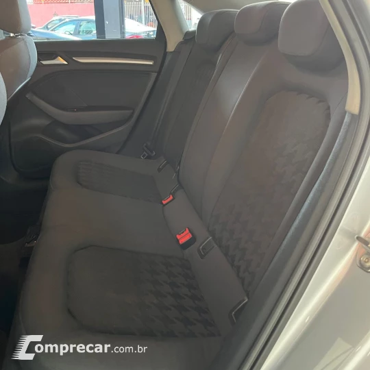 A3 1.4 TFSI Sedan Ambiente 16V