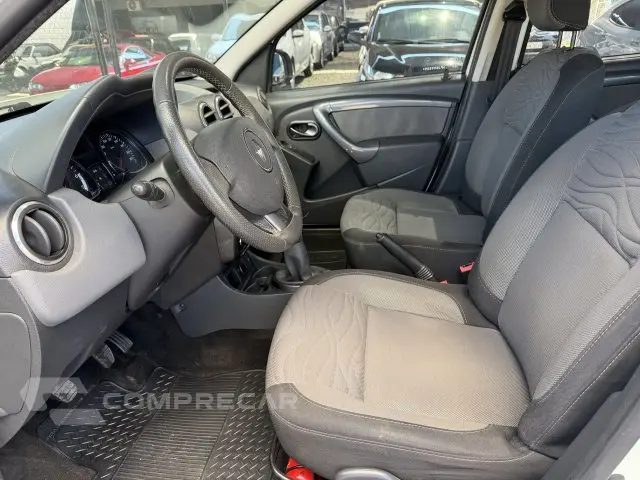 DUSTER - 1.6 DYNAMIQUE 4X2 16V 4P MANUAL