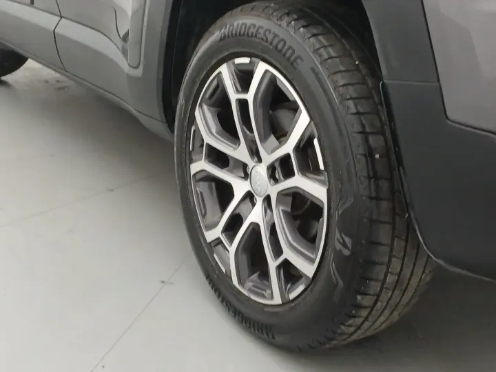 RENEGADE 1.3 T270 TURBO FLEX LONGITUDE AT6