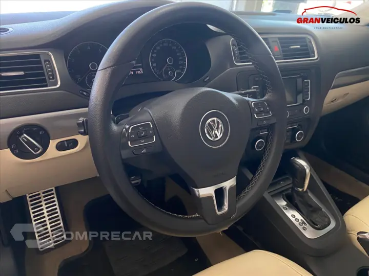 JETTA 2.0 TSI HIGHLINE 200CV GASOLINA 4P TIPTRONIC