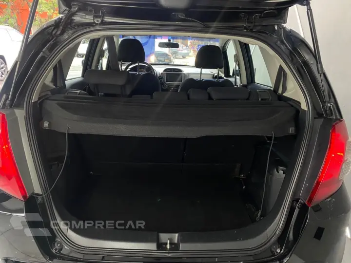 Fit LX 1.4/ 1.4 Flex 8V/16V 5p Mec.