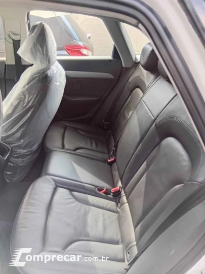 Q3 2.0 4P TFSI AMBIENTE QUATTRO S-TRONIC AUTOMÁTICO