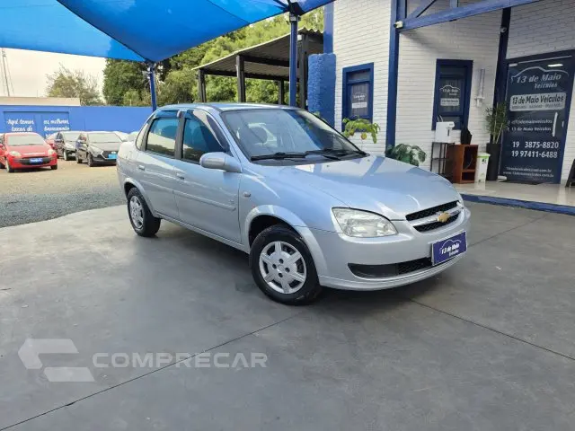 CLASSIC - 1.0 MPFI LS 8V 4P MANUAL