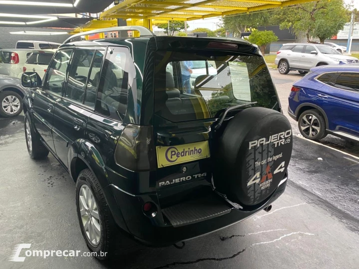 Pajero TR4 2.0 16V 4P 4X4 AUTOMÁTICO