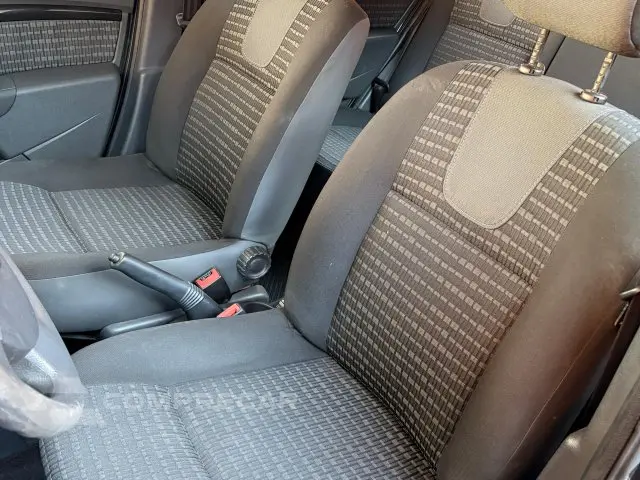 SANDERO - 1.6 PRIVILÉGE 16V 4P AUTOMÁTICO