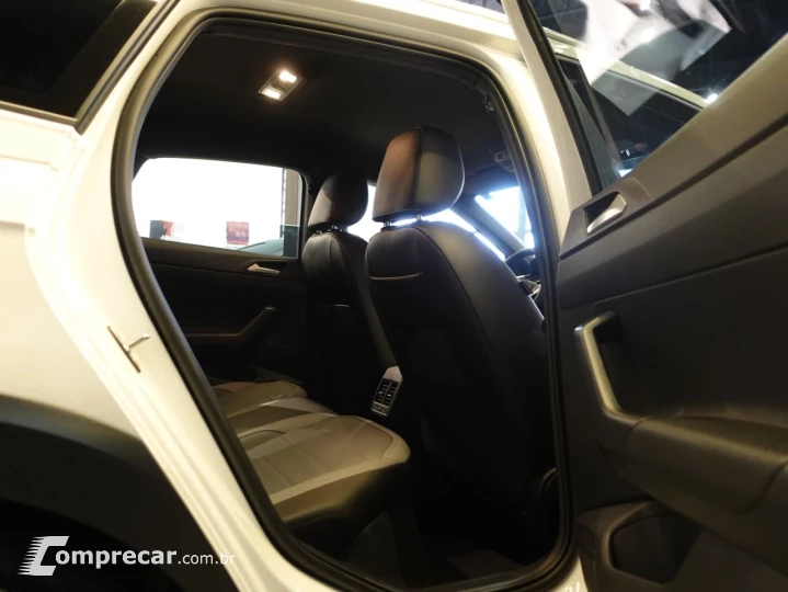 Nivus 1.0 4P FLEX 200 TSI HIGHLINE TURBO AUTOMÁTICO