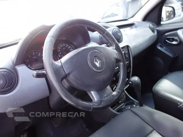 DUSTER - 2.0 DYNAMIQUE 4X2 16V 4P AUTOMÁTICO