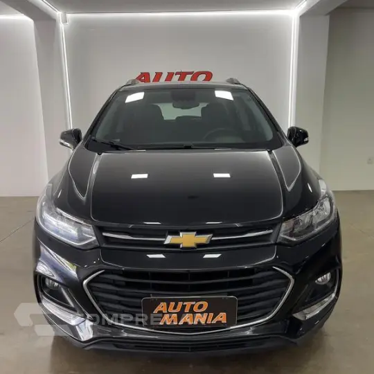 TRACKER LT