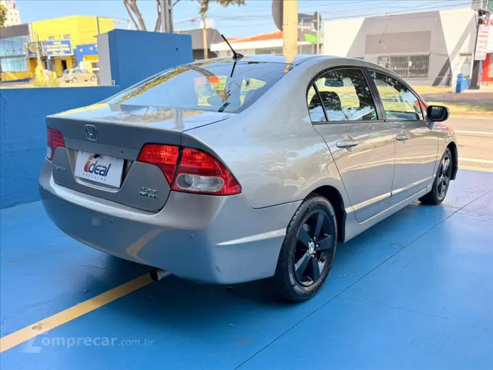 CIVIC 1.8 LXS 16V FLEX 4P AUTOMÁTICO