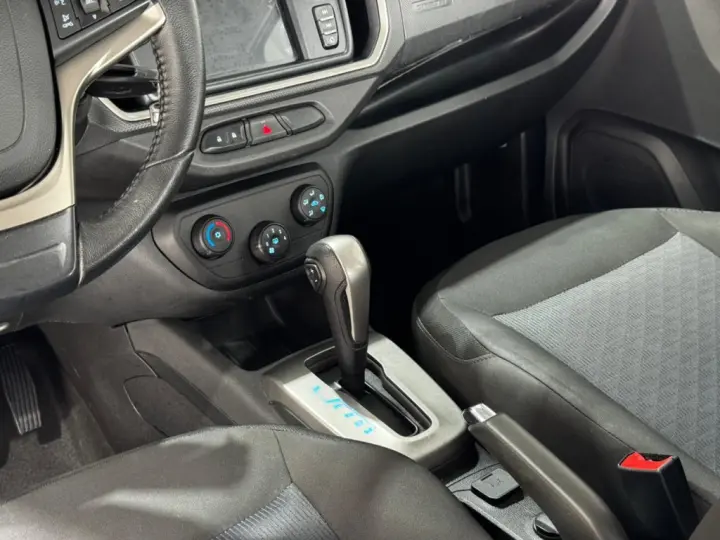 SPIN 1.8 LT 8V FLEX 4P AUTOMÁTICO