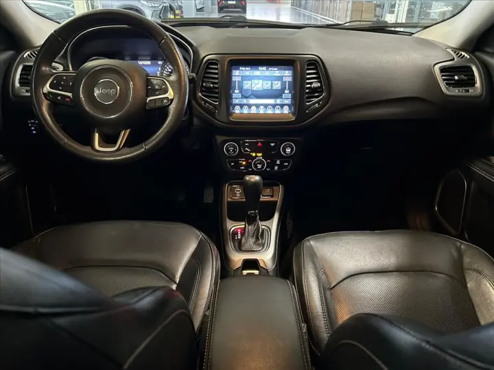 COMPASS 2.0 16V FLEX LONGITUDE AUTOMÁTICO