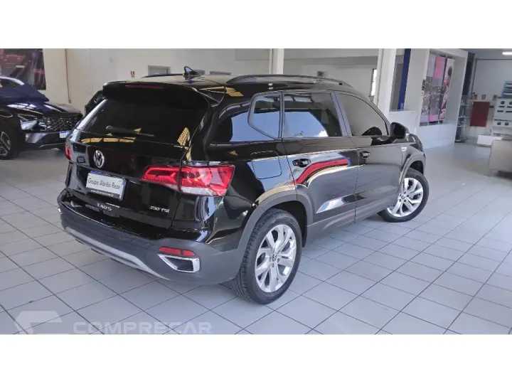TAOS 1.4 250 TSI TOTAL FLEX COMFORTLINE AUTOMÁTICO