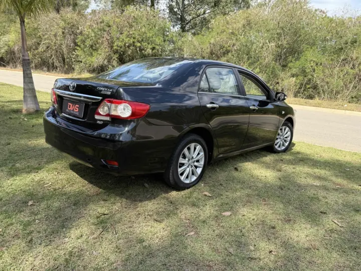 COROLLA 2.0 ALTIS 16V FLEX 4P AUTOMÁTICO