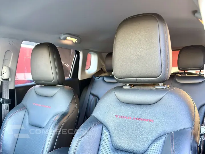 COMPASS 2.0 16V DIESEL TRAILHAWK 4X4 AUTOMÁTICO