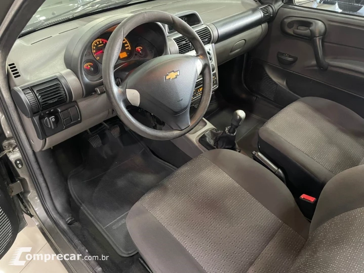 CLASSIC 1.0 MPFI ADVANTAGE 8V FLEX 4P MANUAL