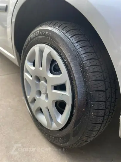 FIESTA 1.6 MPI Sedan 8V