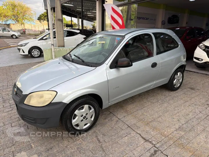 CELTA 1.0 MPFI Life 8V