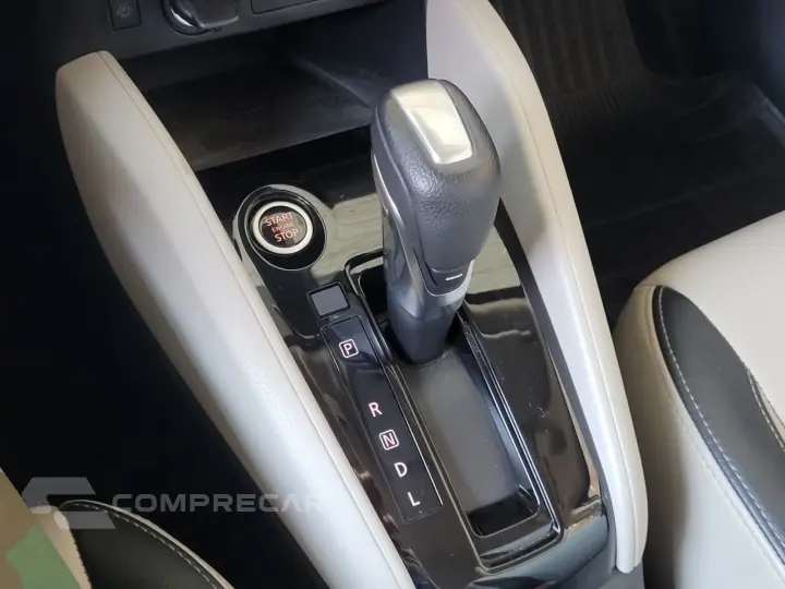 VERSA Exclusive 1.6 16V Flex Aut.