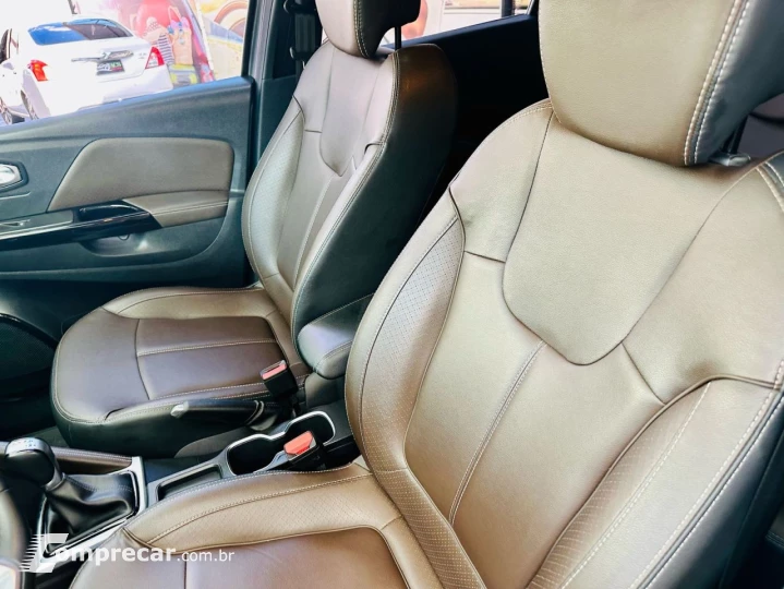 CAPTUR Iconic 1.3 TB 16V Flex 5p Aut.