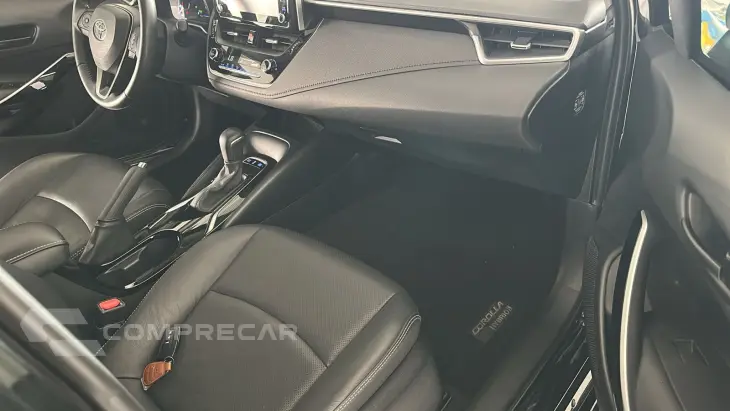 COROLLA 1.8 VVT-I Hybrid Altis