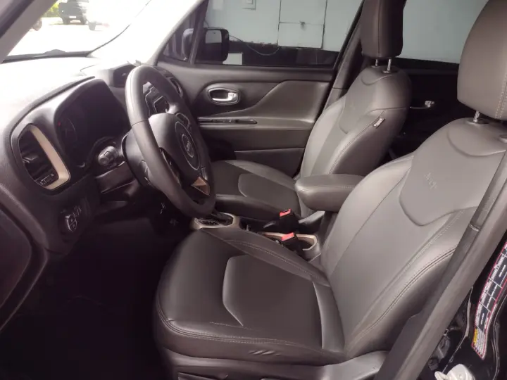 RENEGADE 1.8 16V Sport