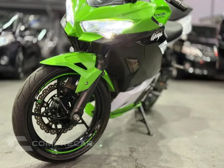 NINJA 400