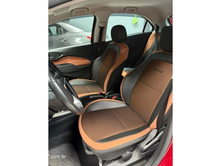 ONIX 1.4 MPFI ACTIV 8V FLEX 4P AUTOMÁTICO