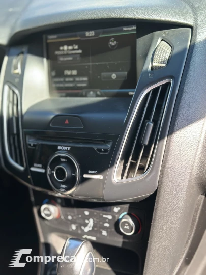 FOCUS 2.0 Titanium Hatch 16V