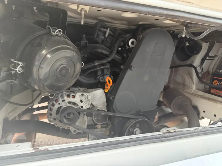 Kombi Furgão 1.4 Mi Total Flex 8V