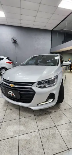 ONIX HATCH PREM. 1.0 12V TB Flex 5p Aut.