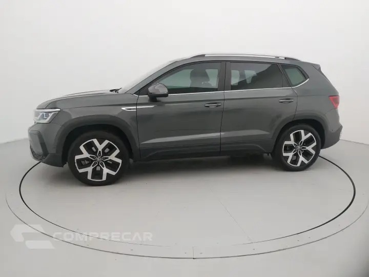 TAOS 1.4 250 TSI TOTAL FLEX HIGHLINE AUTOMÁTICO