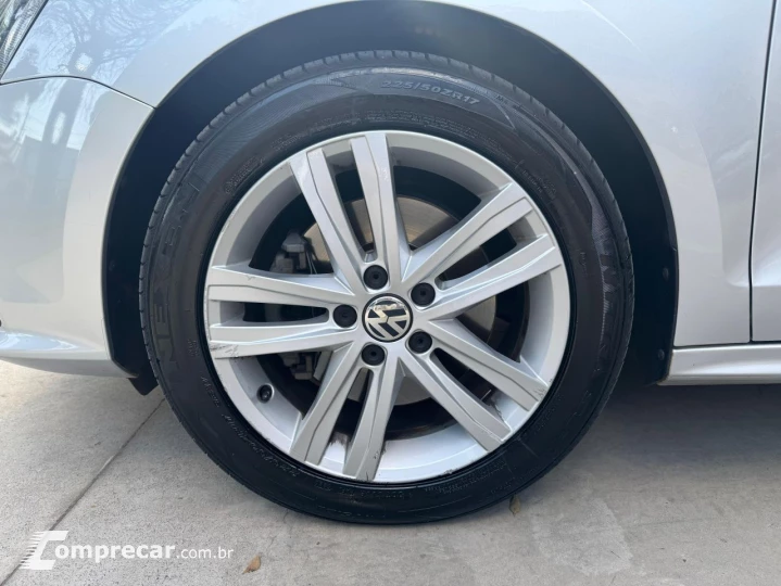 JETTA Highline 2.0 TSI 16V 4p Tiptronic