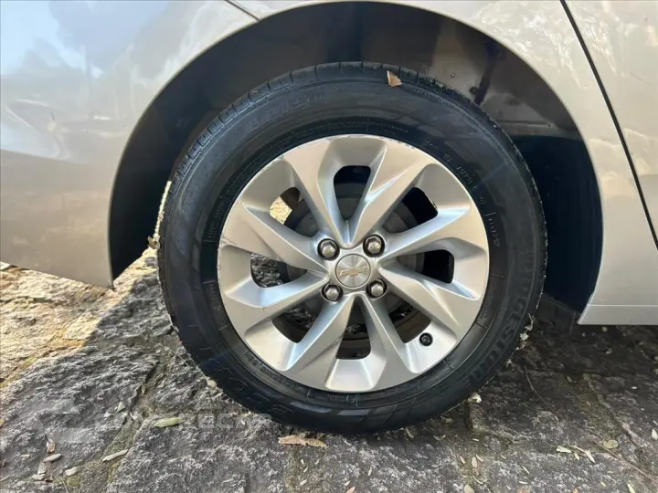 ONIX 1.0 TURBO FLEX PLUS LT AUTOMÁTICO