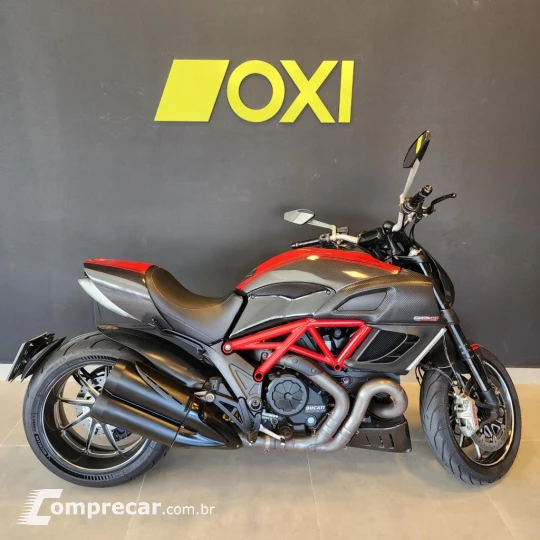 DIAVEL 1198 Carbon