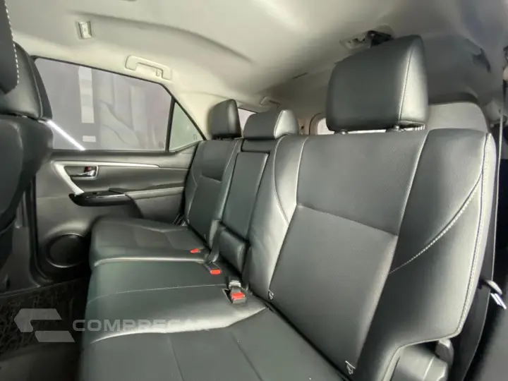 Hilux SW4 SRX 4x4 2.8 TDI 16V Dies. Aut.