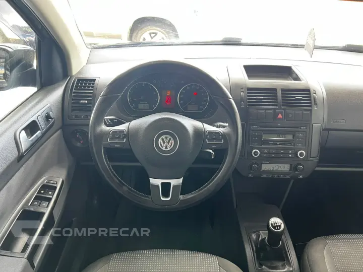 POLO SEDAN 1.6 MI 8V